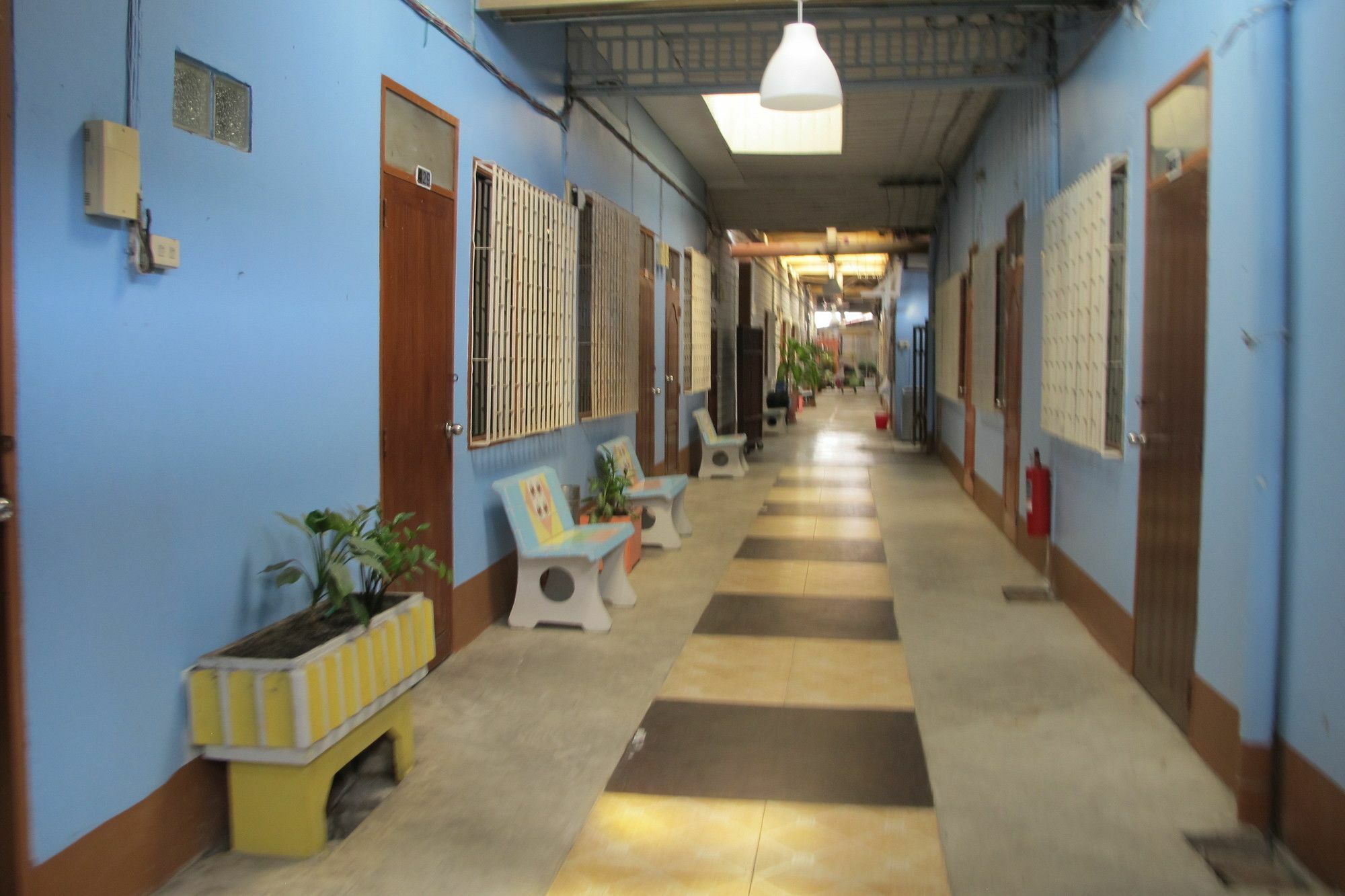 Samchai Hotel Si Racha Bagian luar foto