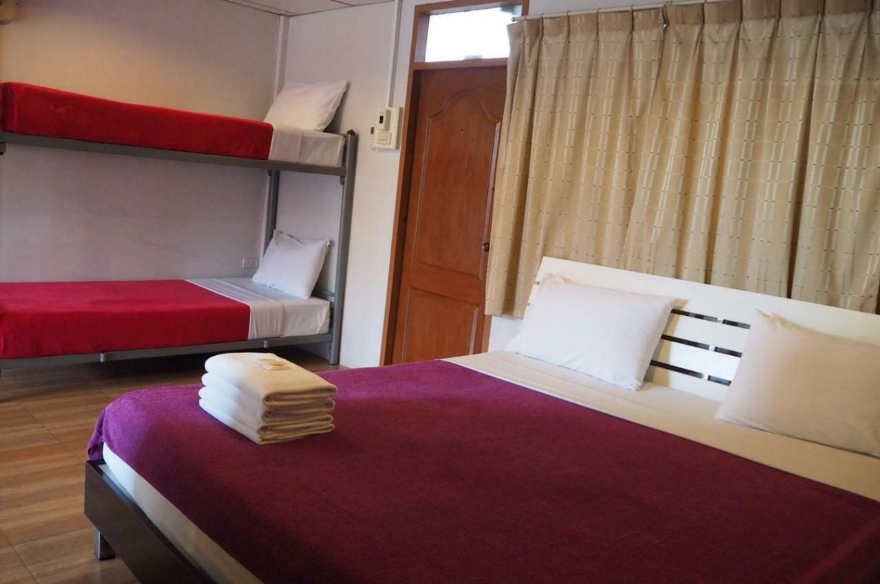 Samchai Hotel Si Racha Bagian luar foto