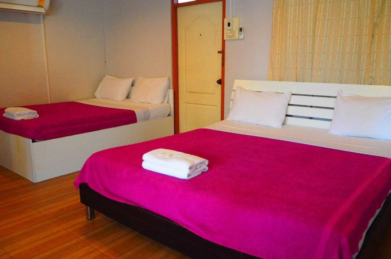 Samchai Hotel Si Racha Bagian luar foto