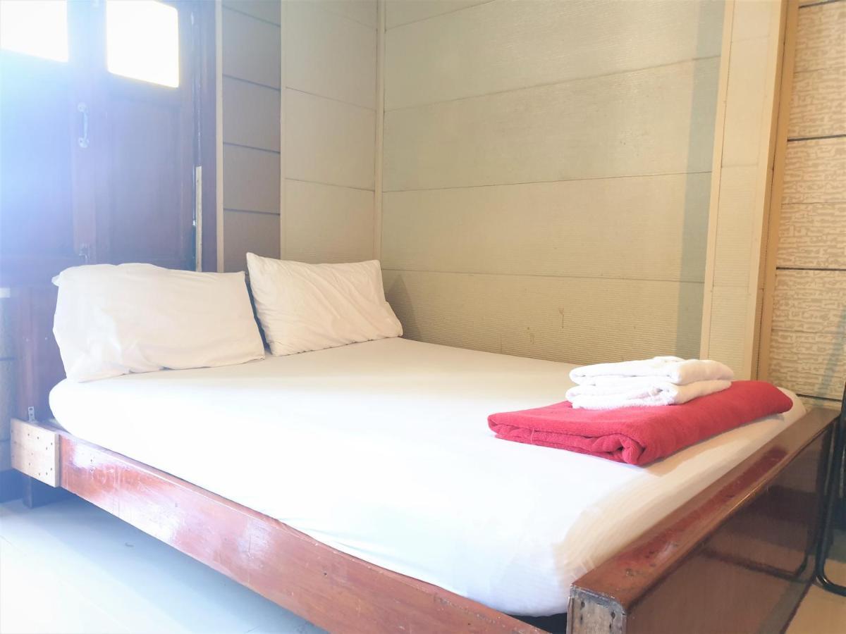 Samchai Hotel Si Racha Bagian luar foto