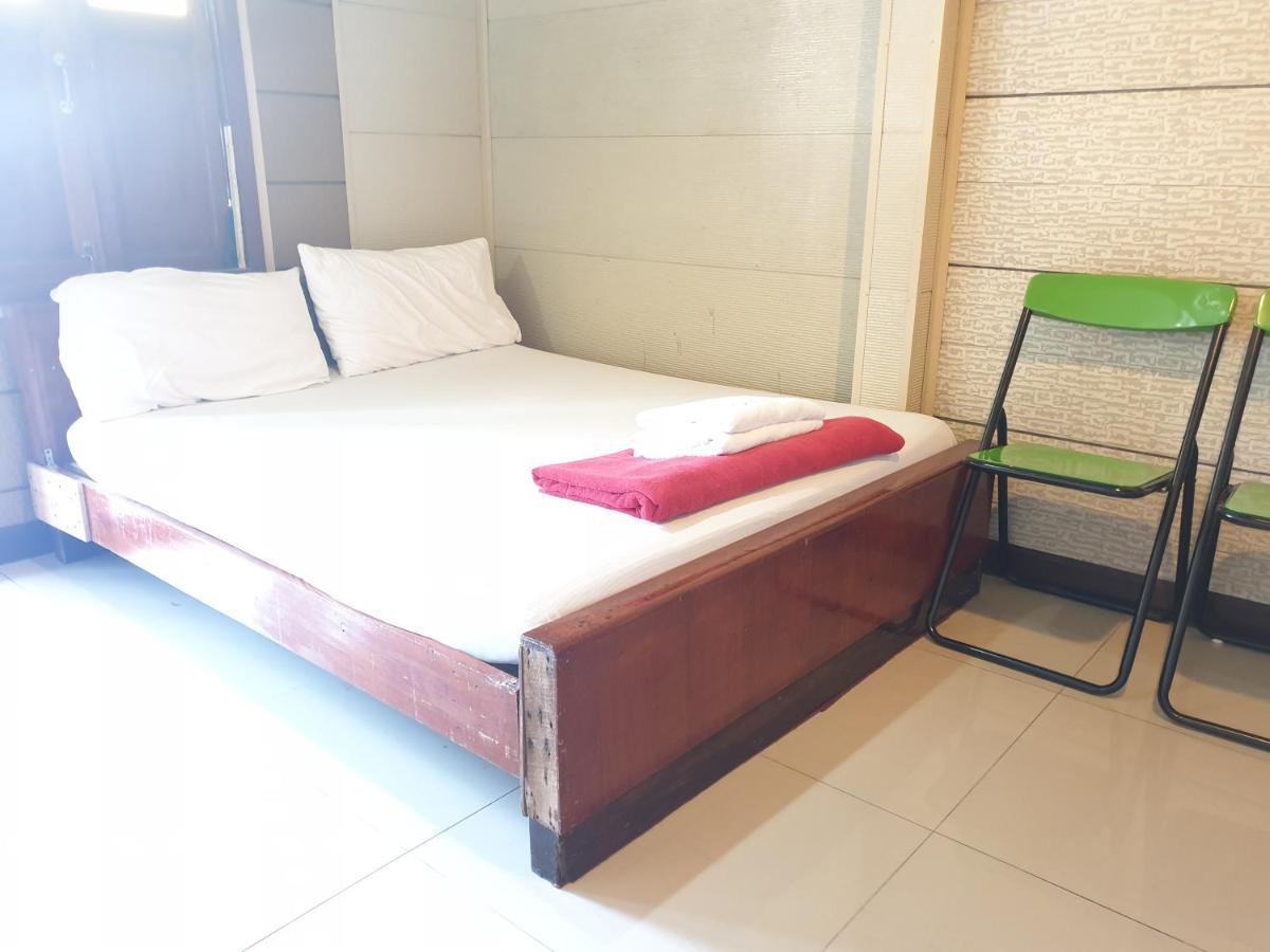 Samchai Hotel Si Racha Bagian luar foto